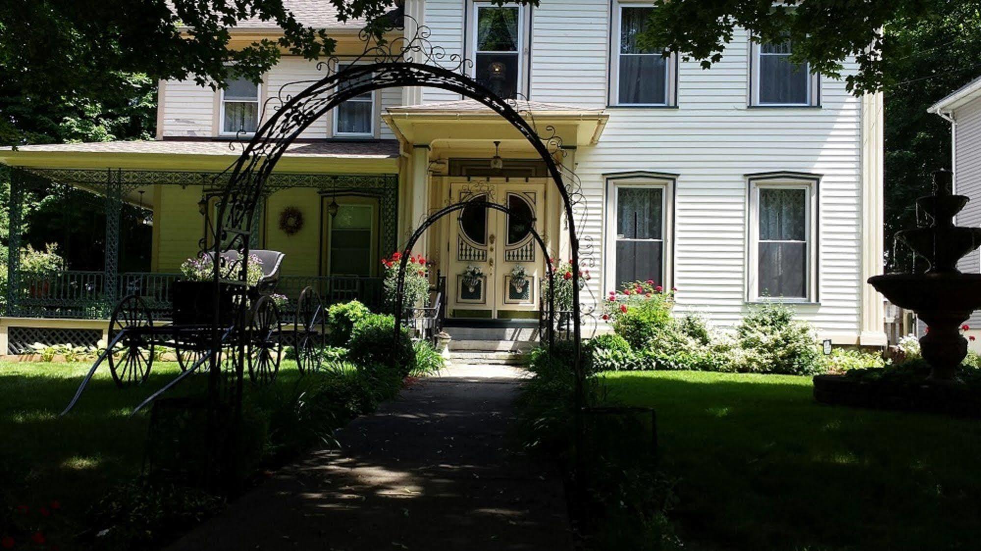 Bellinger Rose Bed & Breakfast Herkimer Exterior foto